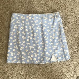 No Boundaries Daisy Skirt